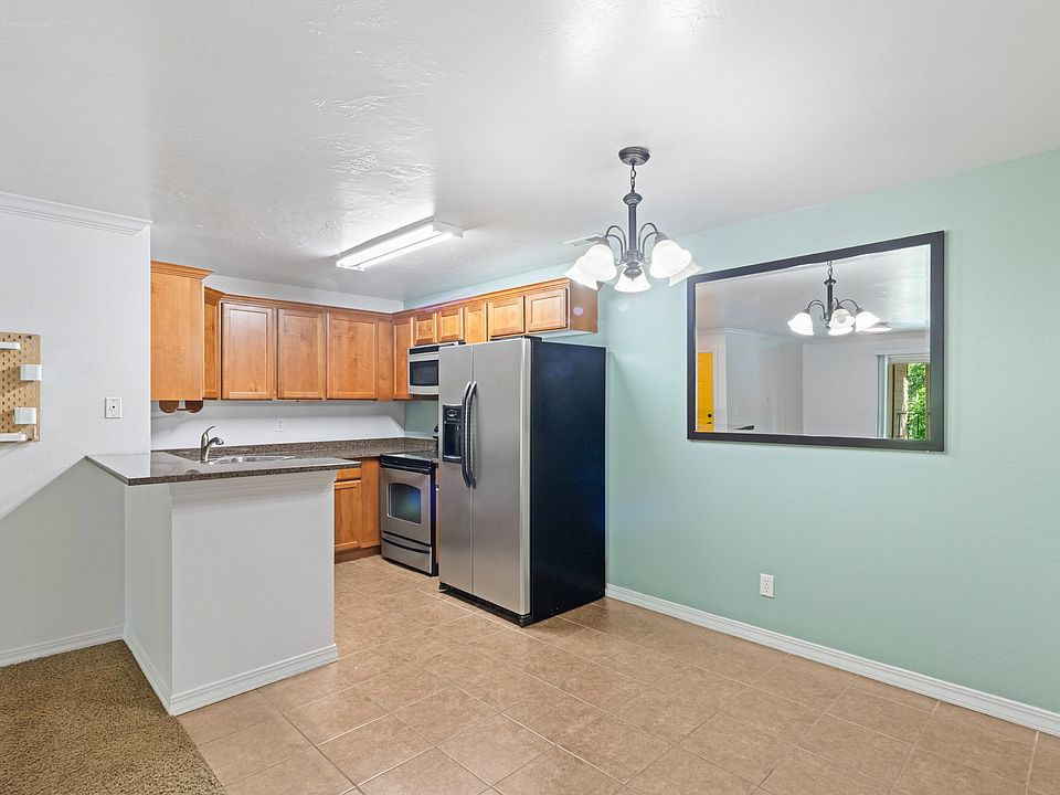 1st image of 804 E Cedar Pine Ct S #31