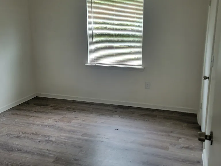 785 Schaeffer St NE #785 — Photo 6