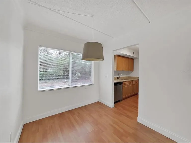 3206 W Azeele St #223 — Photo 7
