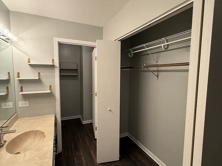 320 Deer Glen Way #D — Photo 8