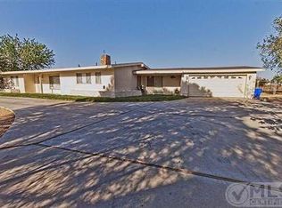 13783 Hopi Rd, Apple Valley, CA 92307