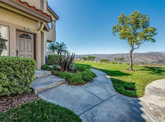 Beautiful greenbelt and views just outside your front door