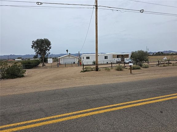 2nd image of 3325 N Bacobi Rd