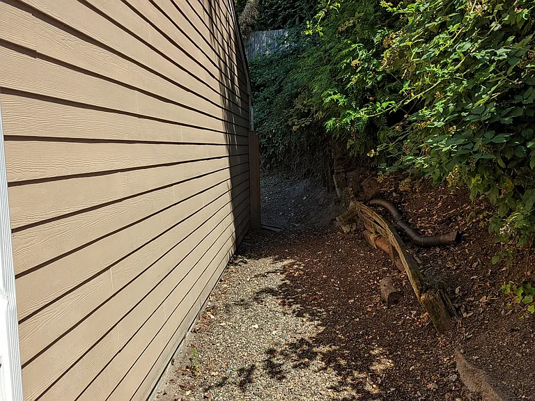 SW 104th St — Photo 9