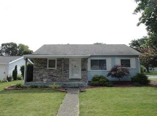 401 Morningside Dr, Nappanee, IN 46550