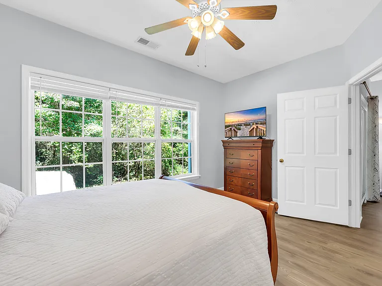 106 Westhaven Dr #6B — Photo 42