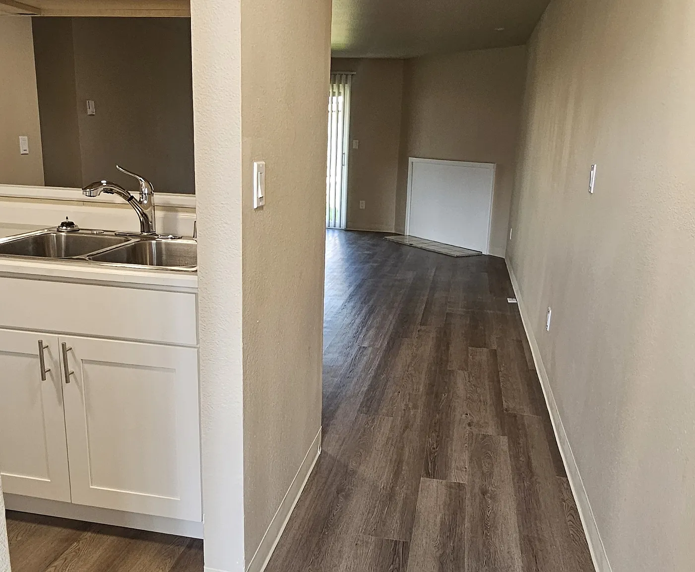 611 W Casino Rd — Photo 2