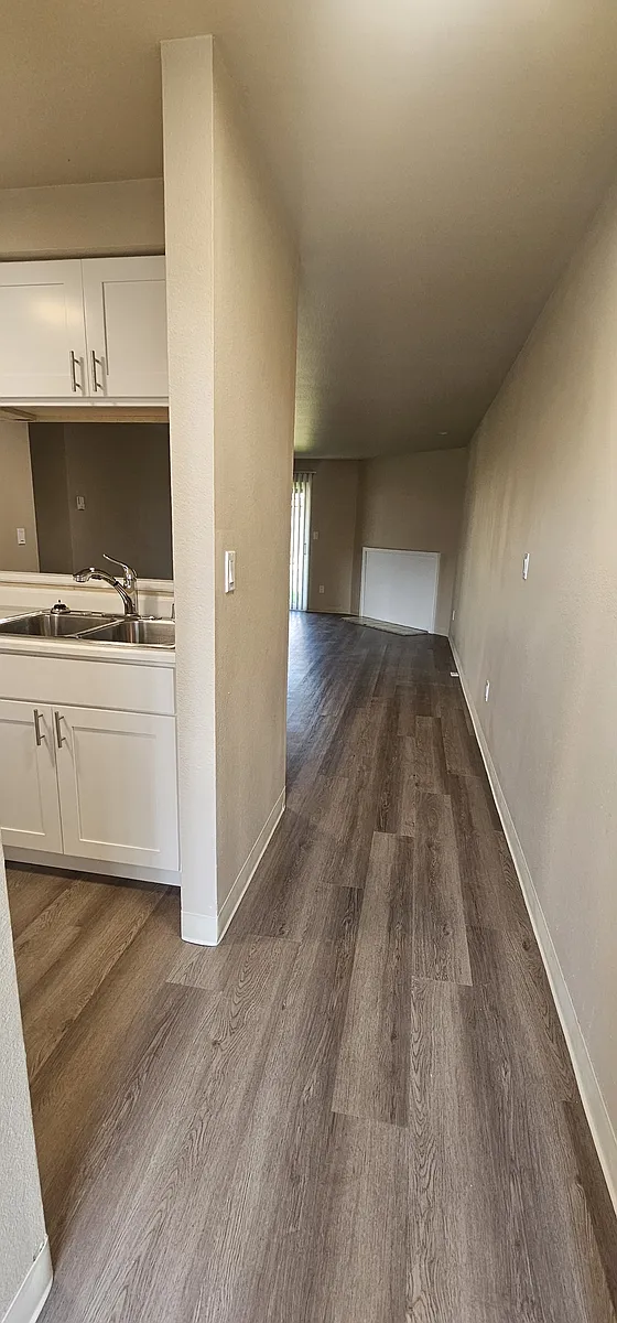 Building Photo - 611 W Casino Rd #2A