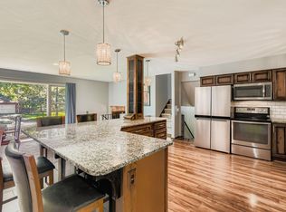 9710 Avocet St NW, Coon Rapids, MN 55433