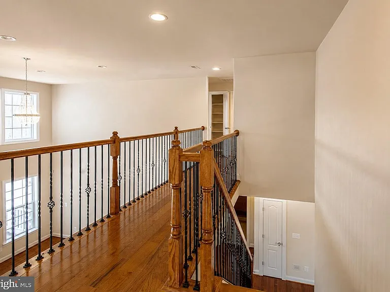 15329 Colonel Tansill Ct — Photo 8