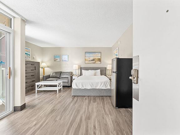 5th image of 2701 South Ocean Blvd. #810