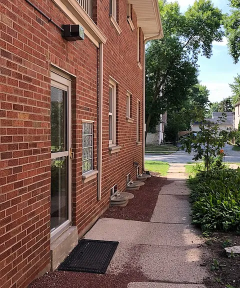 412-18 E Henry Clay St #24 — Photo 16