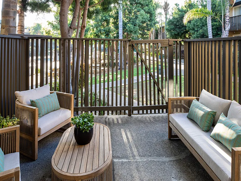 Solano Apartments — Photo 78
