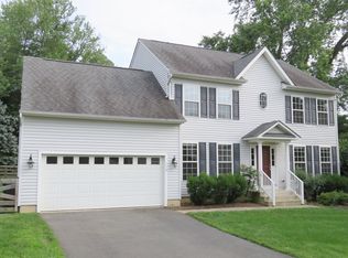 110 E Willie Palmer Way, Purcellville, VA 20132