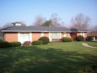 1st image of 820 Grandview Ave