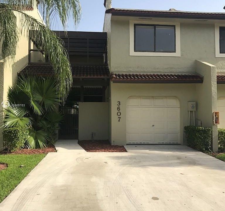 1st image of 3607 Torremolinos Ave #B-113