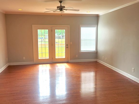 3rd image of 364 Easterlin Way