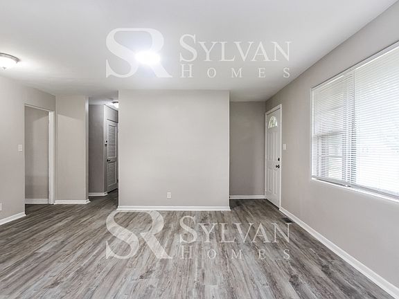 3rd image of 3918 N Bolton Ave