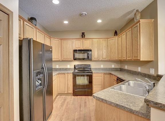 2nd image of 4350 Empress Dr N Unit 4