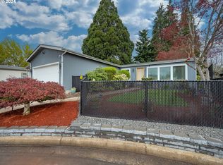 1653 Harbor Dr, Springfield, OR 97477