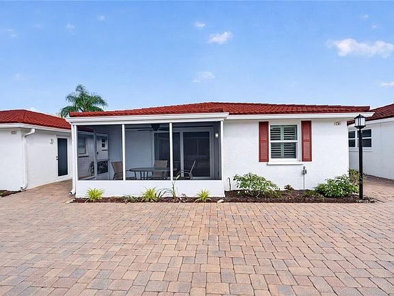 3rd image of 6154 MIDNIGHT PASS ROAD #VILLA4C
