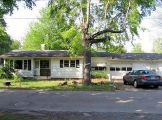 108 Stewart St, Biscoe, NC 27209