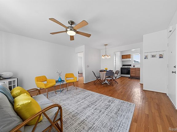 5th image of 451 Miller Ave APT 211