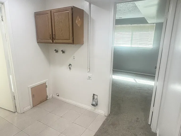 1715 E Fort Union Blvd — Photo 7