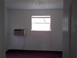 2nd image of 509 N Elm St APT 13