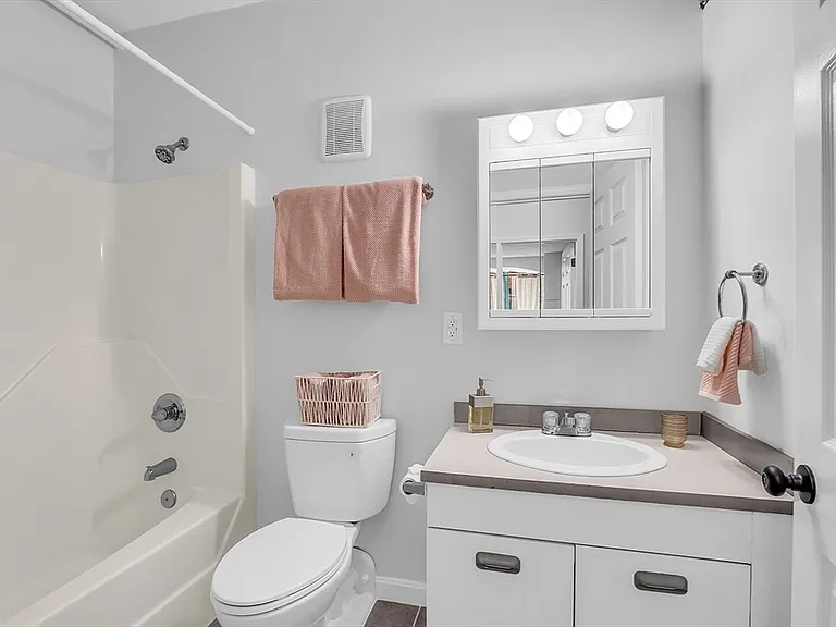 200 Market St #117 — Photo 24