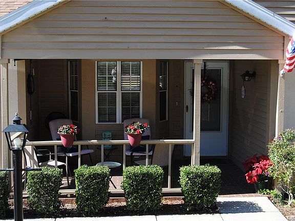 3rd image of 3624 N Laurelwood Loop