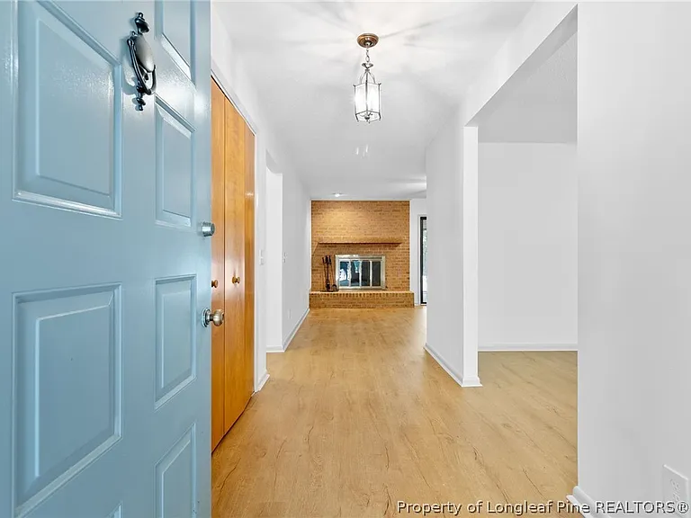 3120 Sandwedge — Photo 2