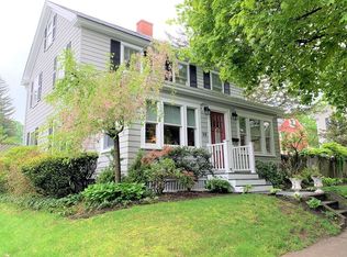 15 Barasford Ave, Lowell, MA 01852