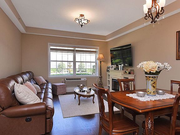 5th image of 15031 12th Ave APT 110