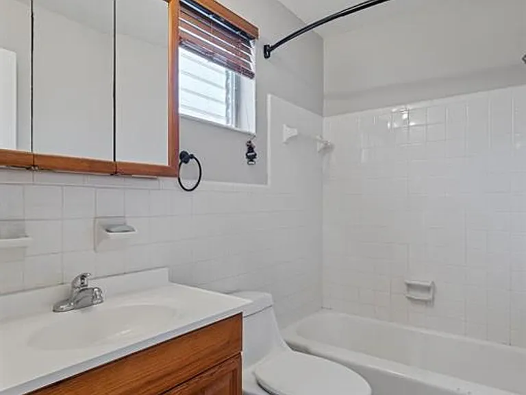 2130 NE 42 Ct Lighthouse Point, FL 33064 — Photo 7