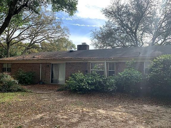 4th image of 5860 Somerset Dr