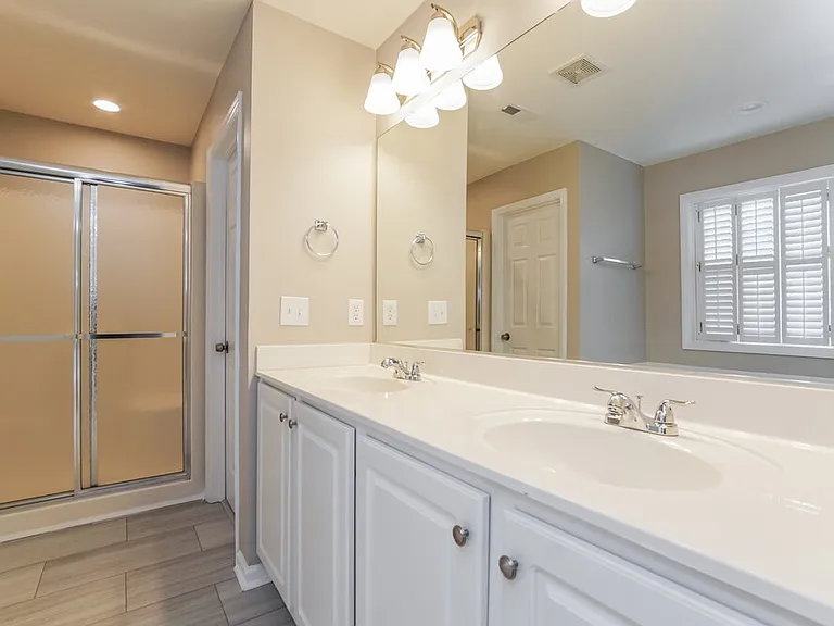 2309 Diquedo Dr — Photo 11