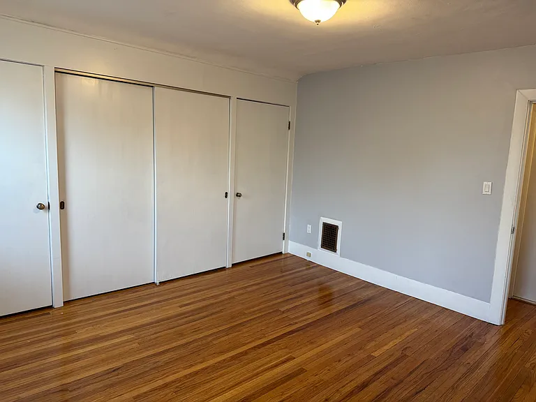 249 East St — Photo 9