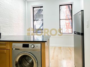 215 E 10th St APT 8, New York, NY 10003