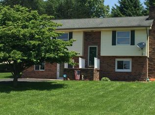2674 Banner St, Saint Paul, VA 24283