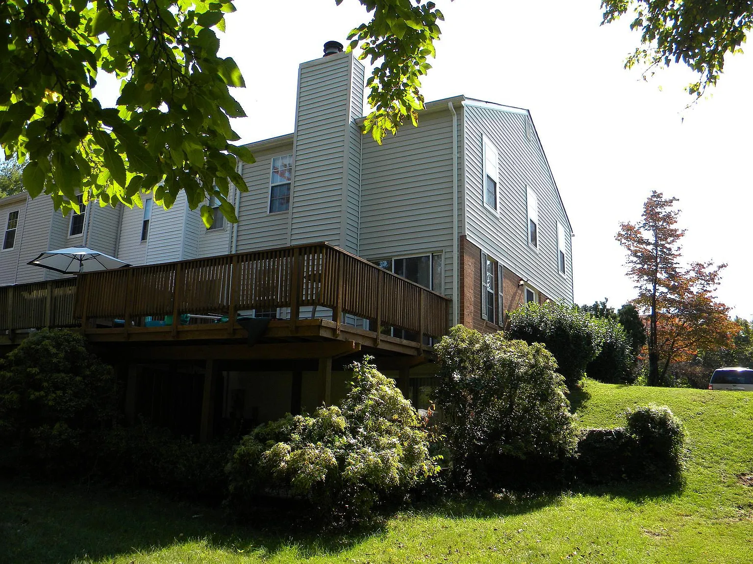 411 Sternwheeler Ct — Photo 2