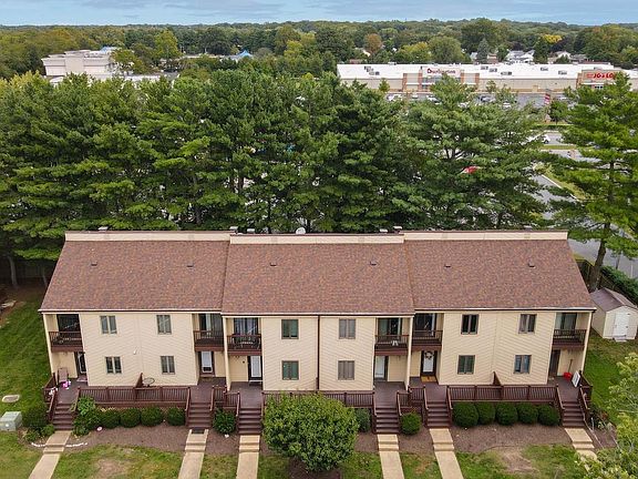 2nd image of 101 Chatham Ct