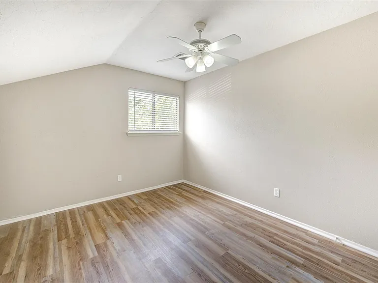 5255 Beaverbrook Dr — Photo 39