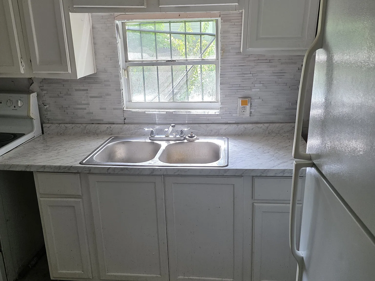 2 bed, 750 sqft, $950 — Photo 1