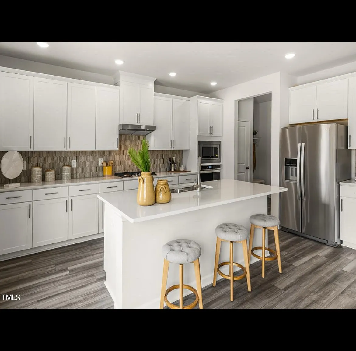 406 Red Cedar Way — Photo 4