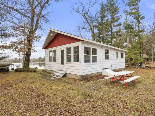E1961 HOFFMAN LANE, Iola, WI 54945