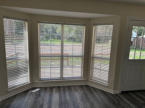 4th image of 1114 Eureka Ct