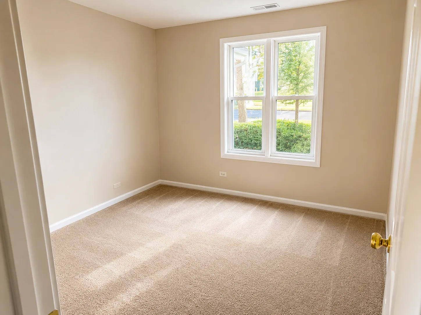 2 bed, 1189 sqft, $2,250 — Photo 4