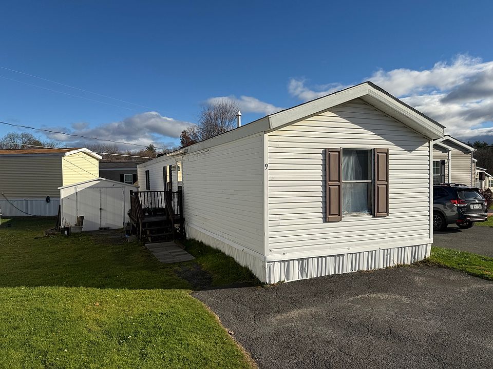1st image of 9 Clayton Dr