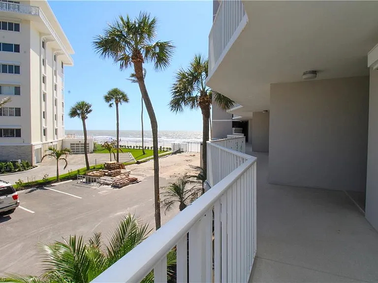 3443 Gulf Shore Blvd N #213 — Photo 6